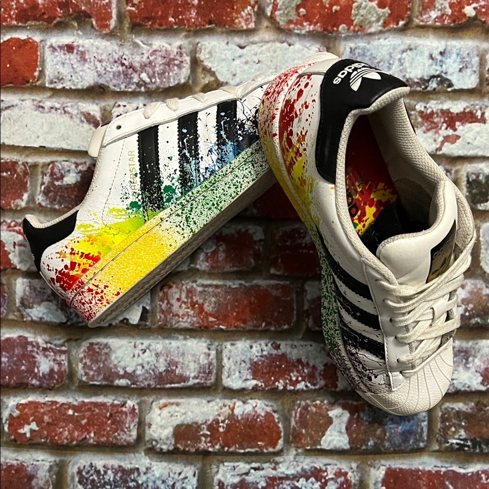 Adidas Pride Superstar Classics - image 2